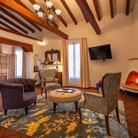 Pátzcuaro Hotel Boutique Casa Colorada מראה חיצוני תמונה